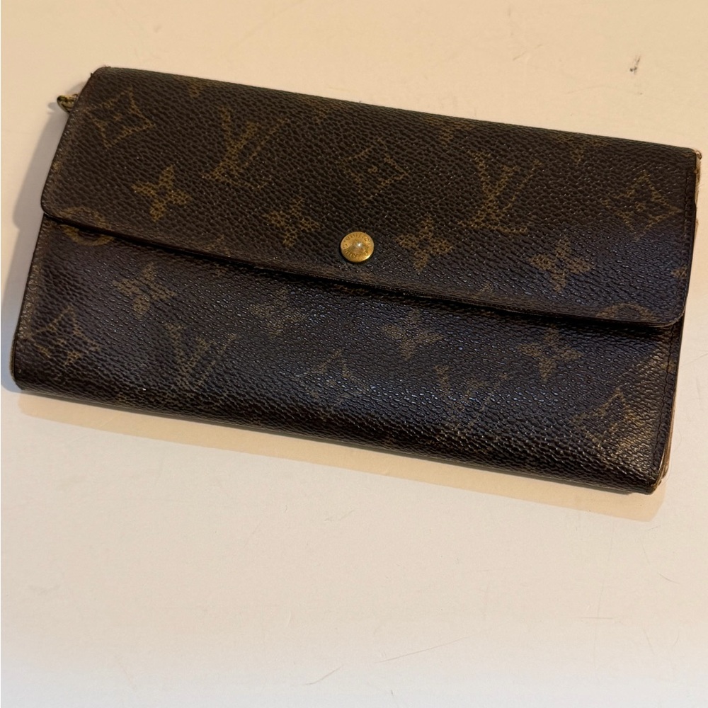 Louis Vuitton Monogram Brown Wallet